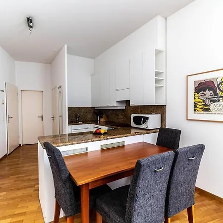 Apartment Charming 1br Flat Near - Fb1