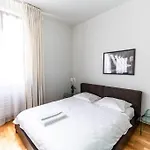Charming 1br Flat Near - Fb1