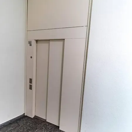 Apartment Charming 1br Flat Near - Fb1 *