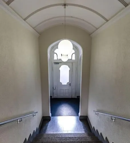 Charming 1br Flat Near - Fb1 *