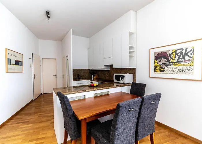 Apartmán Charming 1br Flat Near - Fb1